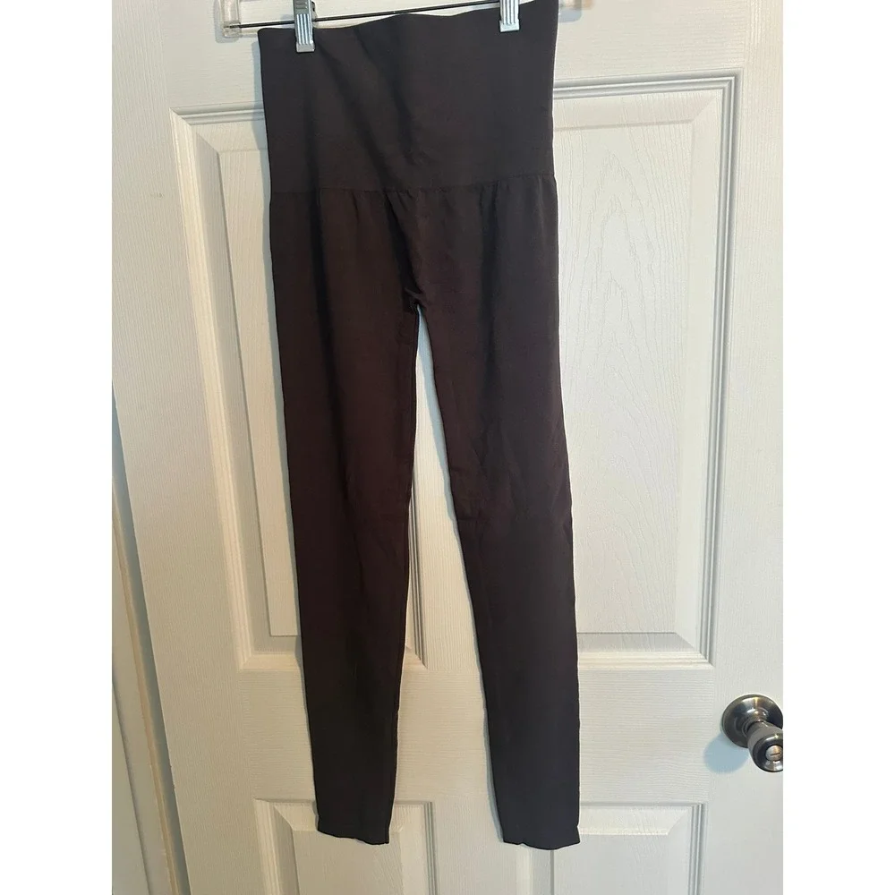 Set of M. Rena High Waisted Seamless Leggings NWT & Capris Dk. Gray Med. - Picture 4 of 13